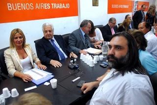Provincia de Buenos Aires evalúa adelantar las paritarias docentes del 2015