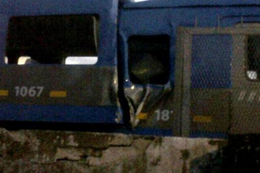 Chocaron dos trenes a metros de la estación de Castelar Chocaron dos trenes a metros de la estación de Castelar