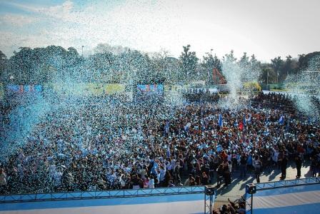Más de 6.000 alumnos de Tigre prometieron lealtad a la bandera
