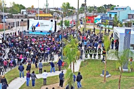 Luis Andreotti inauguró una nueva Posta Policial y una plaza, en el barrio Hardoy Luis Andreotti inauguró una nueva Posta Policial y una plaza, en el barrio Hardoy