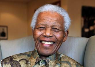 Afirman que Nelson Mandela se encuentra en estado crítico Afirman que Nelson Mandela se encuentra en estado crítico