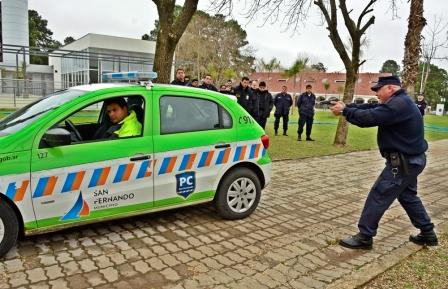 El nuevo personal de las Patrullas de San Fernando se entrena en técnicas policiales El nuevo personal de las Patrullas de San Fernando se entrena en técnicas policiales