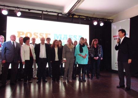 Gustavo Posse presentó a sus candidatos para las próximas elecciones Gustavo Posse presentó a sus candidatos para las próximas elecciones
