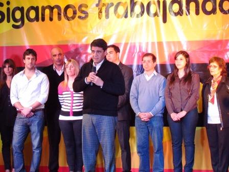 Jorge Macri cierra la campaña del Frente Renovador de Vicente López en el Centro Asturiano