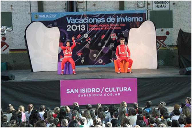 Una multitud disfrutó del show de Los Cazurros en Martínez Una multitud disfrutó del show de Los Cazurros en Martínez