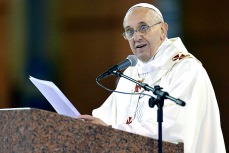 “Si hablo de tierra, techo y trabajo dicen que soy comunista”, dijo el Papa Francisco