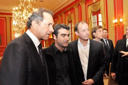 Federico Hugo participó de un encuentro junto a Insaurralde y Scioli Federico Hugo participó de un encuentro junto a Insaurralde y Scioli
