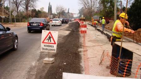 Avanza la obra de pavimentación y ensanche de Henry Ford Avanza la obra de pavimentación y ensanche de Henry Ford
