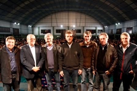 Massa compartió encuentro de profesionales, técnicos y universitarios en Avellaneda Massa compartió encuentro de profesionales, técnicos y universitarios en Avellaneda