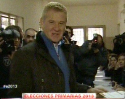 De Narváez votó en Luján De Narváez votó en Luján