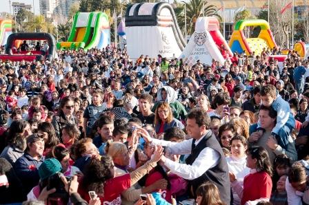 Multitudinario festejo por el día del niño en Tigre
