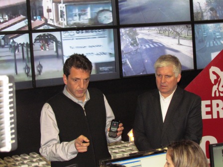 Massa y Santillan recorrieron el Centro de Operaciones Tigre Massa y Santillan recorrieron el Centro de Operaciones Tigre