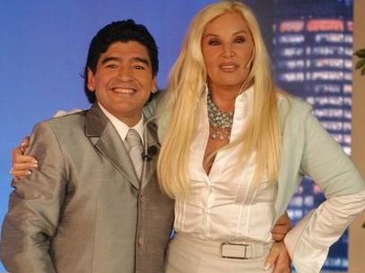Maradona y Susana Giménez, en mejores tiempos conjuntos Maradona y Susana Giménez, en mejores tiempos conjuntos