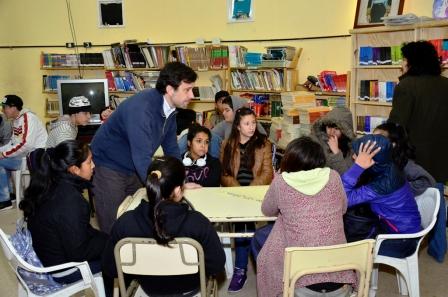 Realizan talleres sobre VIH/SIDA en los colegios secundarios de San Fernando Realizan talleres sobre VIH/SIDA en los colegios secundarios de San Fernando