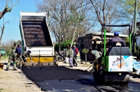Avanzan los nuevos asfaltos y la iluminación en Virreyes Oeste Avanzan los nuevos asfaltos y la iluminación en Virreyes Oeste