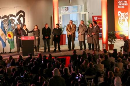 Tigre inauguró la segunda etapa de su Centro Universitario para recibir a más estudiantes
Tigre inauguró la segunda etapa de su Centro Universitario para recibir a más estudiantes