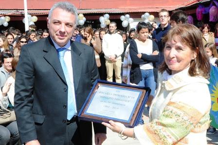 La EGB Nº 18 de Benavidez celebró su 50º aniversario La EGB Nº 18 de Benavidez celebró su 50º aniversario