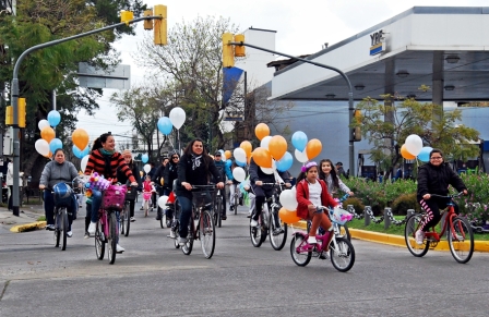 Más de 4 mil vecinos participaron de la Bicicleteada Familiar 2013 en San Fernando