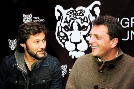 Diego Torres y Massa en la conferencia de prensa