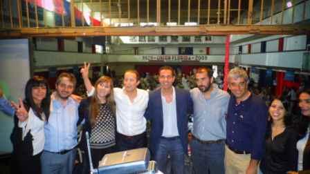 Insaurralde dio su apoyo a candidatos del Frente para la Victoria en Vicente López Insaurralde dio su apoyo a candidatos del Frente para la Victoria en Vicente López
