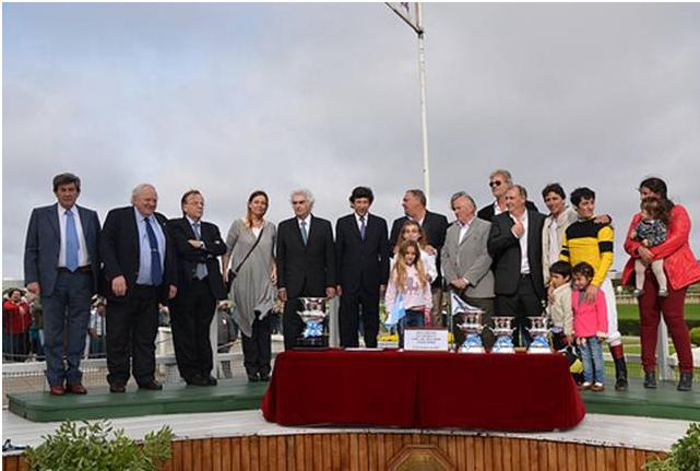 Jornada de grandes premios en el hipódromo de San Isidro Jornada de grandes premios en el hipódromo de San Isidro