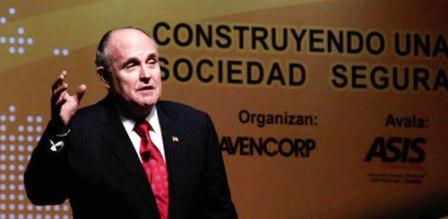 Llega Rudolph Giuliani, mentor de la Tolerancia Cero al delito Llega Rudolph Giuliani, mentor de la Tolerancia Cero al delito