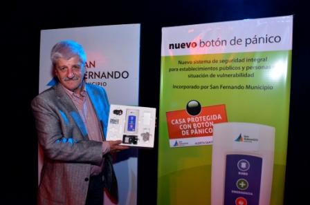 Andreotti presentó el nuevo Botón de Pánico de San Fernando Andreotti presentó el nuevo Botón de Pánico de San Fernando