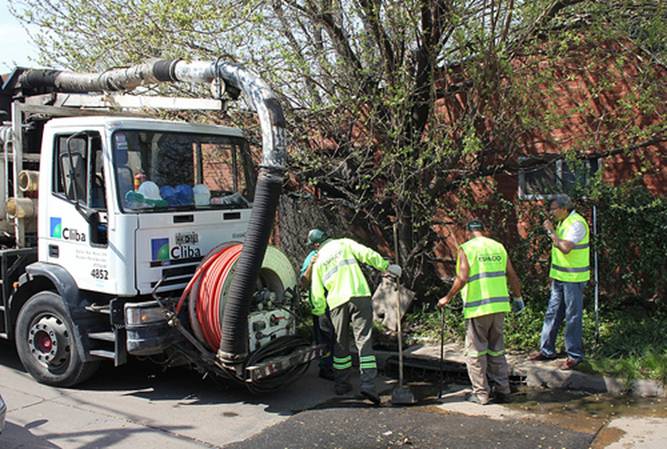 Piden a los vecinos de San Isidro sacar la menor cantidad de basura Piden a los vecinos de San Isidro sacar la menor cantidad de basura