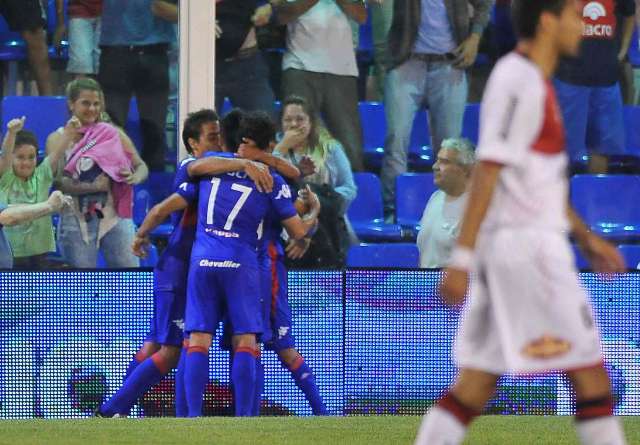 Tigre logró un importante triunfo ante Newells Tigre logró un importante triunfo ante Newells