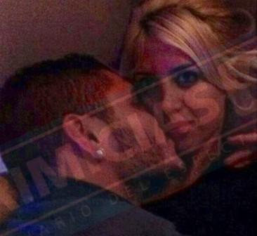 Wanda Nara y Mauro Icardi a los besos Wanda Nara y Mauro Icardi a los besos