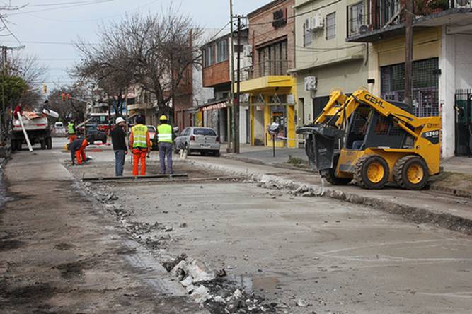 En San Isidro repavimentaron más de 2.100 cuadras en 2013 En San Isidro repavimentaron más de 2.100 cuadras en 2013