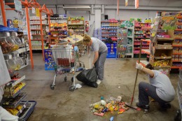 Venden por redes sociales mercaderías robadas durante los saqueos en córdoba Venden por redes sociales mercaderías robadas durante los saqueos en córdoba