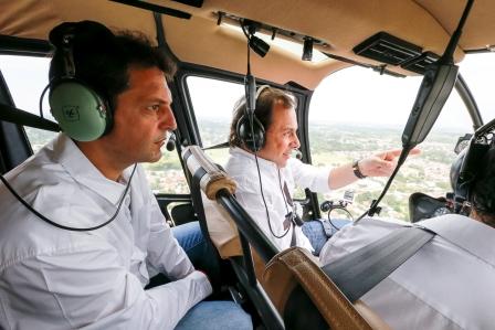Massa y Giustozzi en el operativo de asistencia y saneamiento de las zonas de Brown afectadas por el temporal Massa y Giustozzi en el operativo de asistencia y saneamiento de las zonas de Brown afectadas por el temporal