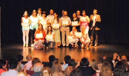 Vicente López entrega un bono de 900 pesos a empleados municipales y policías que trabajan en el distrito Vicente López entrega un bono de 900 pesos a empleados municipales y policías que trabajan en el distrito