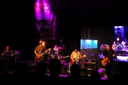 El reconocido músico, Baltazar Comotto y la banda cordobesa Eruca Sativa coronaron la noche a puro rock El reconocido músico, Baltazar Comotto y la banda cordobesa Eruca Sativa coronaron la noche a puro rock