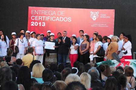 Zamora entregó certificados de capacitación laboral Zamora entregó certificados de capacitación laboral