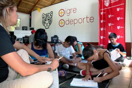Brindan apoyo escolar en las colonias de verano de Tigre Brindan apoyo escolar en las colonias de verano de Tigre