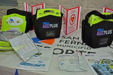 San Fernando instaló desfibriladores inteligentes en sus Polideportivos y Centros de Salud