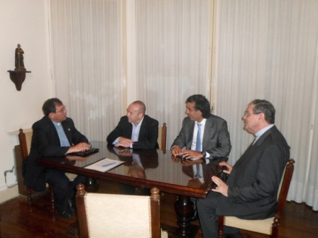 El Obispo de San Isidro Monseñor Ojea recibió al ministro Aparicio El Obispo de San Isidro Monseñor Ojea recibió al ministro Aparicio