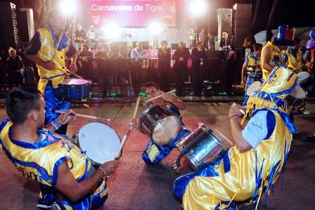 Más de 150 mil vecinos disfrutaron de los carnavales en Tigre Más de 150 mil vecinos disfrutaron de los carnavales en Tigre