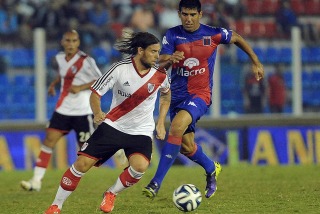 River y Tigre igualaron sin goles en un partido desprolijo en Victoria River y Tigre igualaron sin goles en un partido desprolijo en Victoria