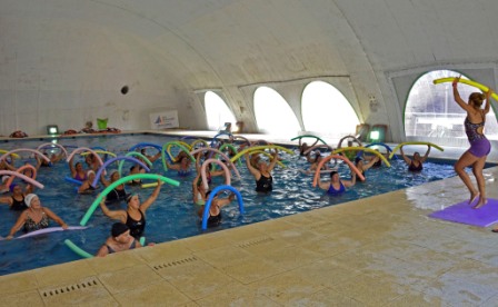 Comenzaron las clases de aquagym y natación en los Polideportivos de San Fernando Comenzaron las clases de aquagym y natación en los Polideportivos de San Fernando