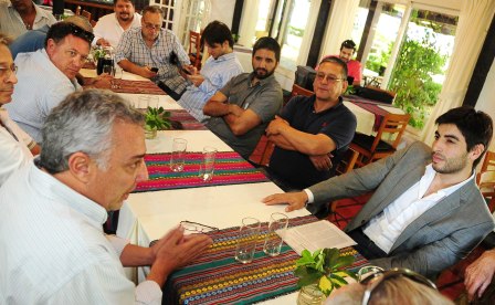Empresarios de las guarderías náuticas de Tigre se reunieron con Julio Zamora y Facundo Moyano Empresarios de las guarderías náuticas de Tigre se reunieron con Julio Zamora y Facundo Moyano