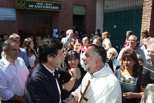 Posse participó en las bodas de plata sacerdotales de Juan Carlos Dí Camillo Posse participó en las bodas de plata sacerdotales de Juan Carlos Dí Camillo