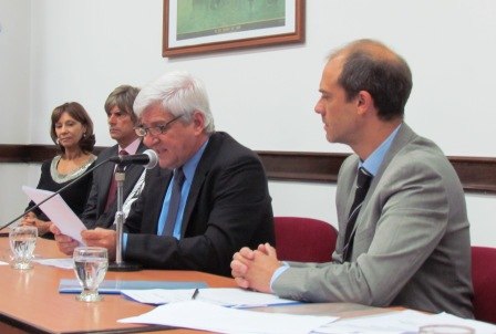 Luis Andreotti presidió la apertura de sesiones del H.C.D de San Fernando Luis Andreotti presidió la apertura de sesiones del H.C.D de San Fernando