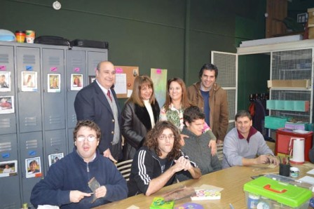 Carlos Castellano, visitó el Instituto para Personas con Sordoceguera Fátima, ubicado en La Rábida 2688, Beccar.