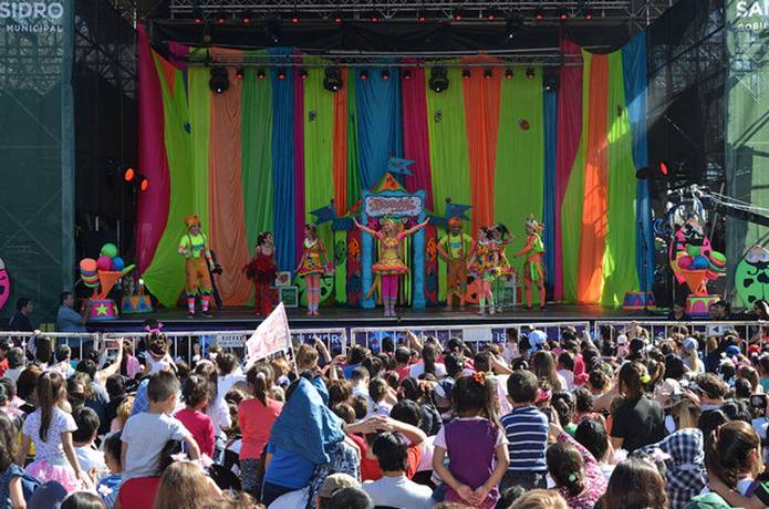 San Isidro festejó el día del niño con un multitudinario show de Panam