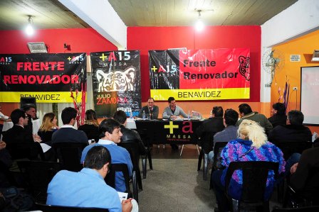 El FR Tigre disertó sobre comunicación política El FR Tigre disertó sobre comunicación política
