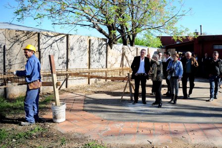 Comenzó la construcción de la Escuela Secundaria Nº 21 de Benavídez Comenzó la construcción de la Escuela Secundaria Nº 21 de Benavídez