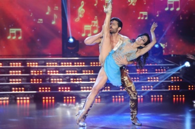 Bachata y Estilo en Bailando 2014 Bachata y Estilo en Bailando 2014